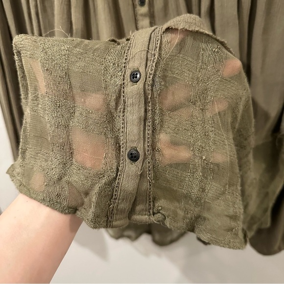 Free People Moss Olive Green Swing Boho Peasant Top Relaxed Fit Size Small - Picture 7 of 14